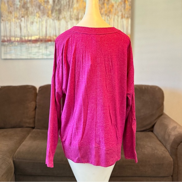 Buffalo Ladies' Cozy V-Neck Long Sleeve Top - Picture 6 of 8